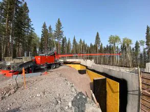 Stout conveyor belt showing convenient advantages on a remote job site
